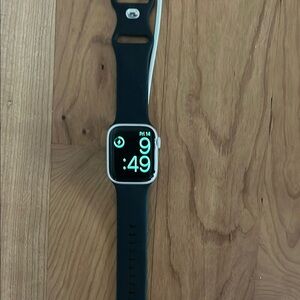 Apple Watch Series 7